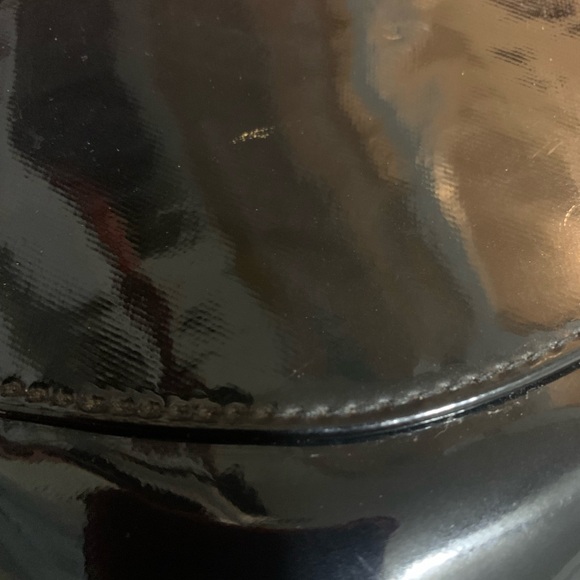 Gianni Black Patent Leather Semicircle Glossy Zip Top Handbag - Picture 6 of 8